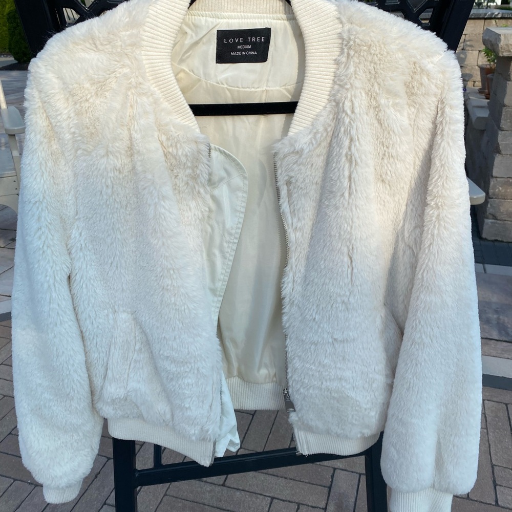 Love Tree Women's White Teddy Jacket